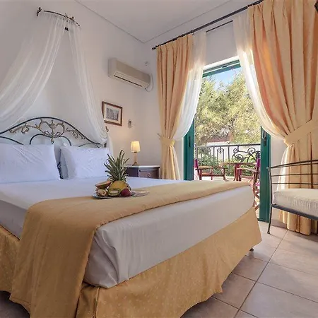 Dionysos Aparthotel 4*